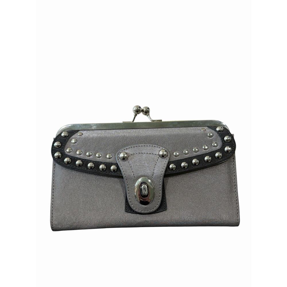 New Nicole Lee Y2K 90s Studded Silver Metallic Kiss Lock Wallet Glam Indie Rock